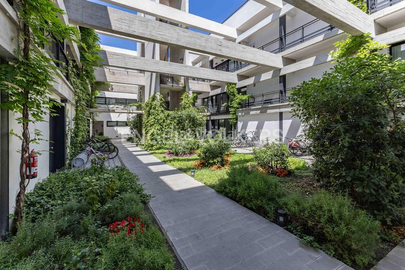 Foto d4cd9e8b-1de1-4b58-b920-36384bee2aec. Àtic amb calefacció a El Parc i la Llacuna del Poblenou Barcelona