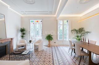 Apartament a Dreta de l´Eixample. Espectacular reforma en eixample dret