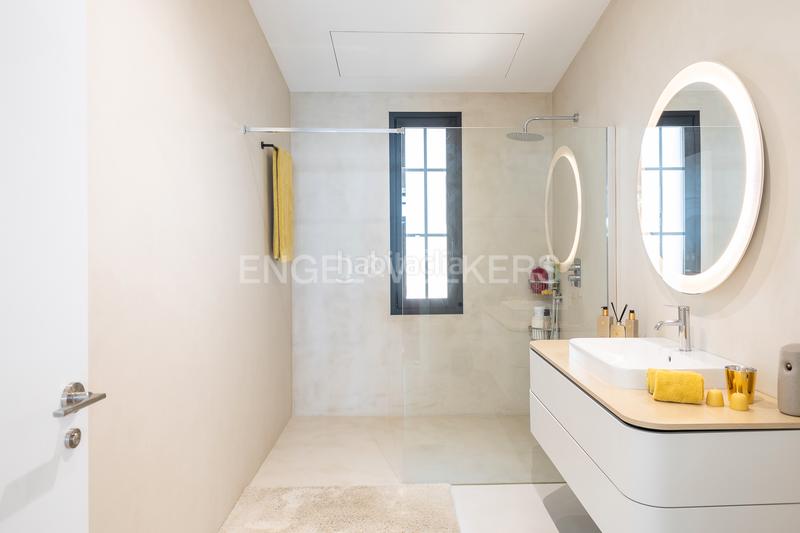 Foto 4b54da2a-efdb-4b25-abc3-2b04829d9974. Rent house with heating pool in Cinc Sènies Mataró