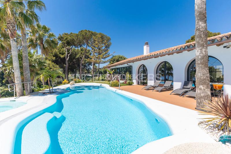 Foto 6e2323f8-3d4c-4352-8b5b-133530b98884. Rent house with heating pool in Cinc Sènies Mataró