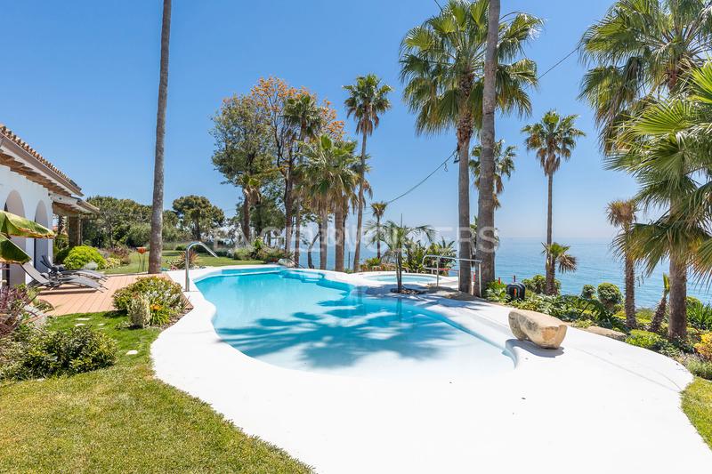 Foto 8db9f546-fbbf-4c5c-9bbc-ea2dd989345e. Rent house with heating pool in Cinc Sènies Mataró