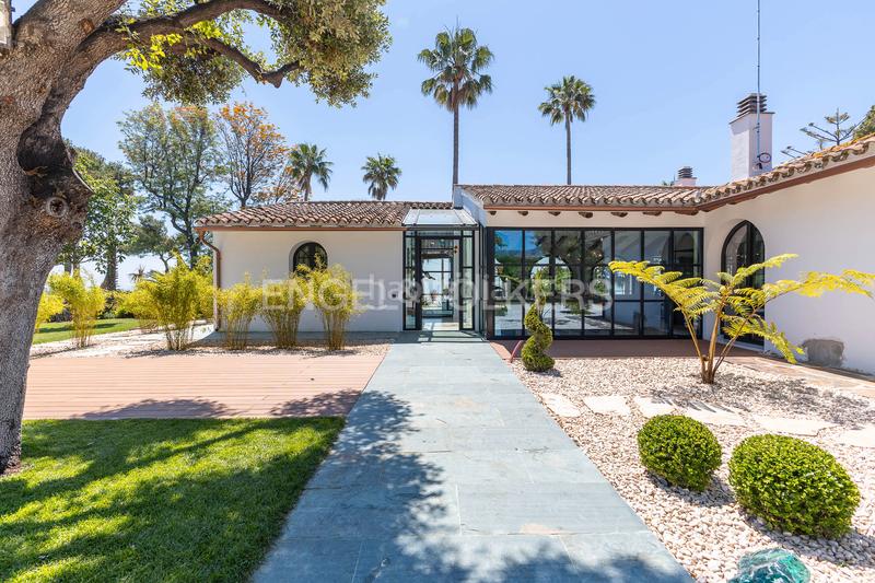 Foto b8f092eb-73c2-45c8-9830-cda9d880e128. Rent house with heating pool in Cinc Sènies Mataró