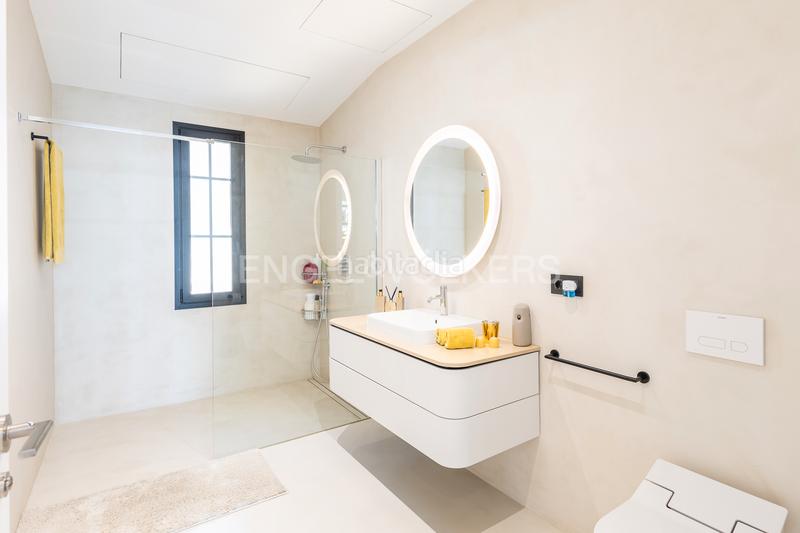 Foto cb676f62-d93e-48cb-8485-6917ffc746b8. Rent house with heating pool in Cinc Sènies Mataró