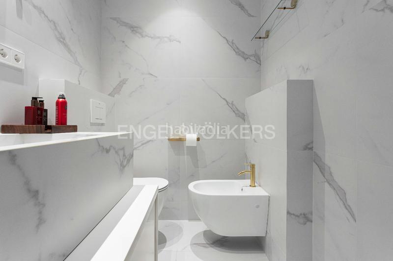 Foto 4e5b8341-c260-4010-819f-88f974fb0132. Alquiler apartamento exclusivo piso reformado en el corazón de leixample en Barcelona
