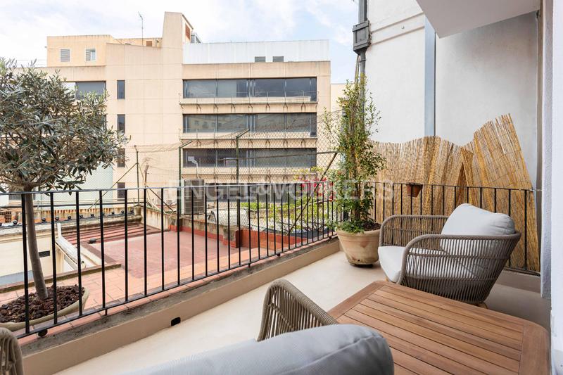 Foto bedaf6a4-eab3-449a-93f8-a0fa0423f84a. Alquiler apartamento exclusivo piso reformado en el corazón de leixample en Barcelona