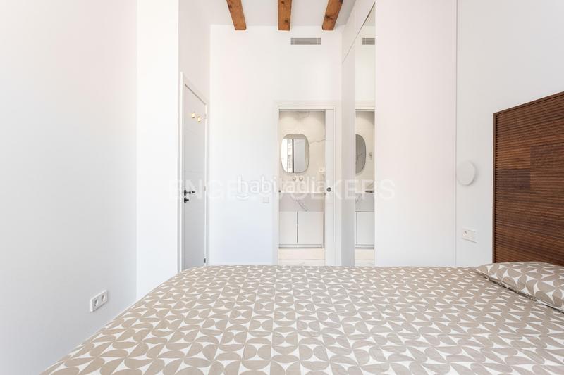 Foto ecbe9b77-8836-4f67-8a80-b62cafce0ac1. Alquiler apartamento exclusivo piso reformado en el corazón de leixample en Barcelona