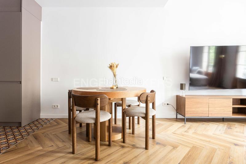 Foto f8004f48-9a80-4143-9136-ef3b204a6340. Alquiler apartamento exclusivo piso reformado en el corazón de leixample en Barcelona