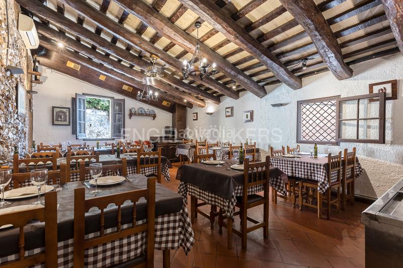 Foto 1b65c0d1-7bbc-47ce-8f43-e16ac880ad24. Casa fantástica casa histórica en el centro de Horta en Barcelona