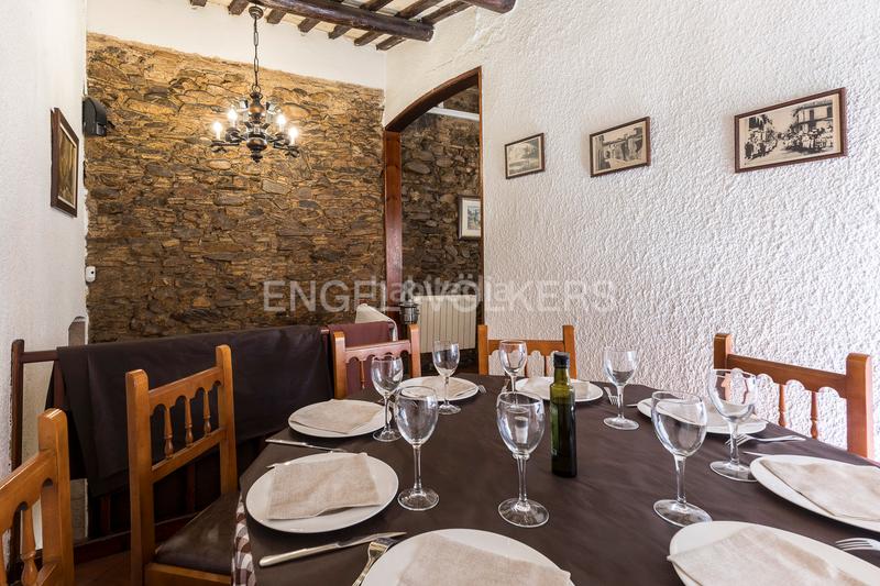 Foto 32a4eb6d-caac-487e-b9e4-891e228c4c91. Casa fantástica casa histórica en el centro de Horta en Barcelona