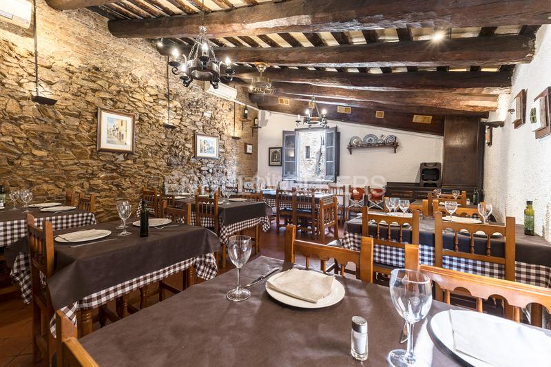 Foto 506a9af9-6f18-403b-88ed-4d85c9ad0131. Casa fantástica casa histórica en el centro de Horta en Barcelona