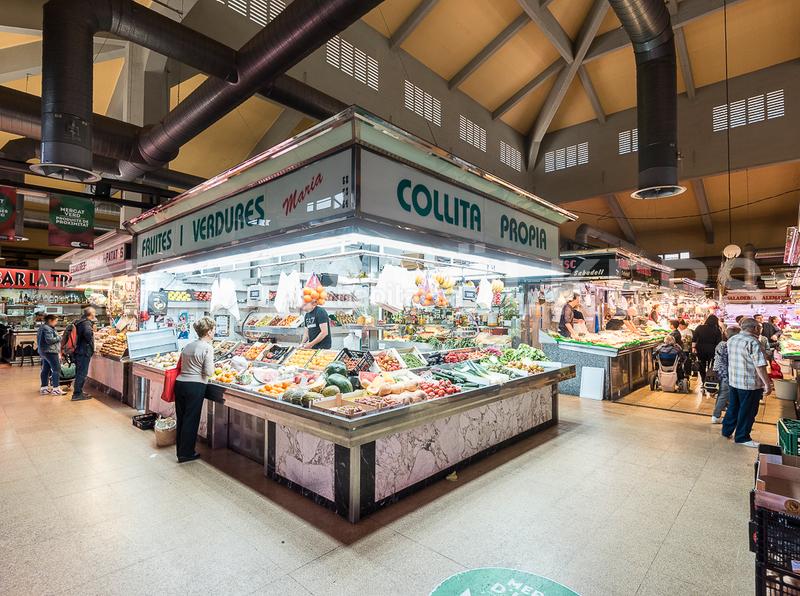 Foto 83ae1608-bcd6-4b4c-a9e7-b9c5873570be. Casa fantástica casa histórica en el centro de Horta en Barcelona