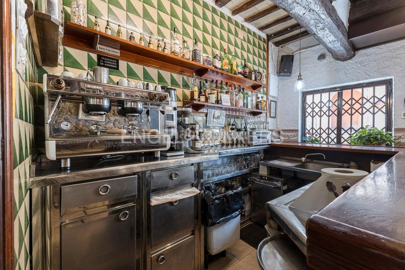 Foto 9106756d-6fcf-436c-ac08-53ca5ac556d5. Casa fantástica casa histórica en el centro de Horta en Barcelona