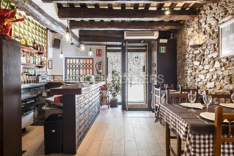 Foto bf018424-2e75-4dfc-a286-c48706b9bf49. Casa fantástica casa histórica en el centro de Horta en Barcelona