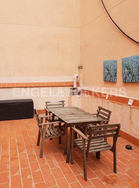 Foto 50c1f09a-f082-4628-87ff-bd448d13ec98. Alquiler apartamento  con terraza en la rambla temporal en Barcelona