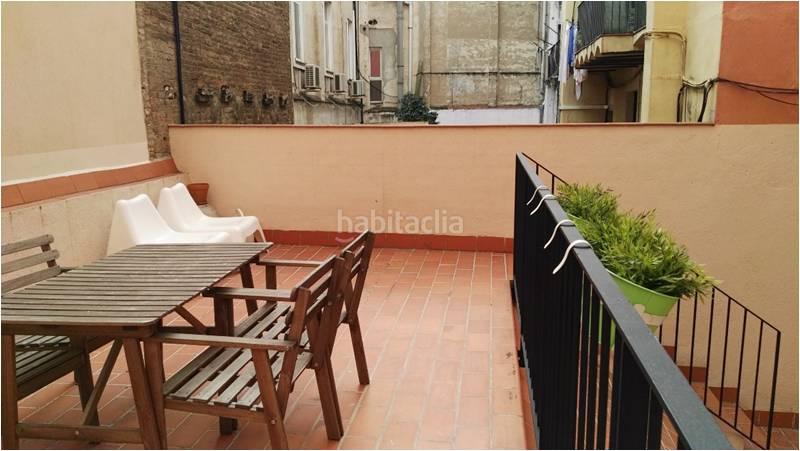 Foto 8a40fcec-e6de-4ba8-8088-e30bfc185f36. Alquiler apartamento  con terraza en la rambla temporal en Barcelona