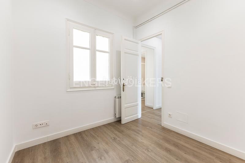 Foto 6a022144-4914-4599-86c9-dfbdd3eb63bb. Apartamento espectacular piso amplio, alto y soleado en gran via, eixample en Barcelona