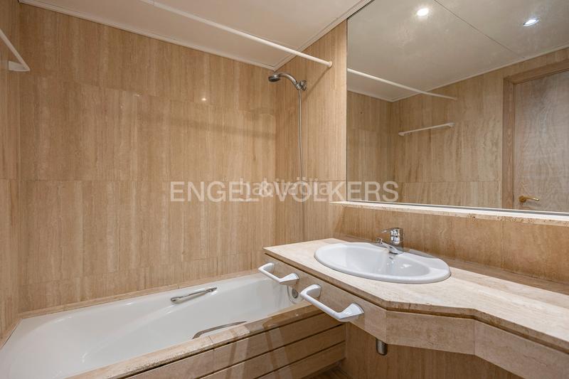 Foto 35b94067-1d73-477b-85d3-441a7f05c224. Location appartement avec chauffage parking piscine dans Sitges