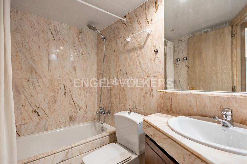 Foto 8563b9df-fa2d-47a7-8c05-034dabb44788. Location appartement avec chauffage parking piscine dans Sitges