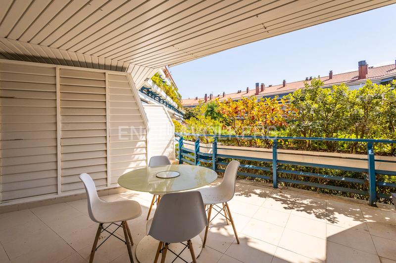 Foto 99a9d82b-9172-480f-99cd-b45ee5b87eb0. Location appartement avec chauffage parking piscine dans Sitges