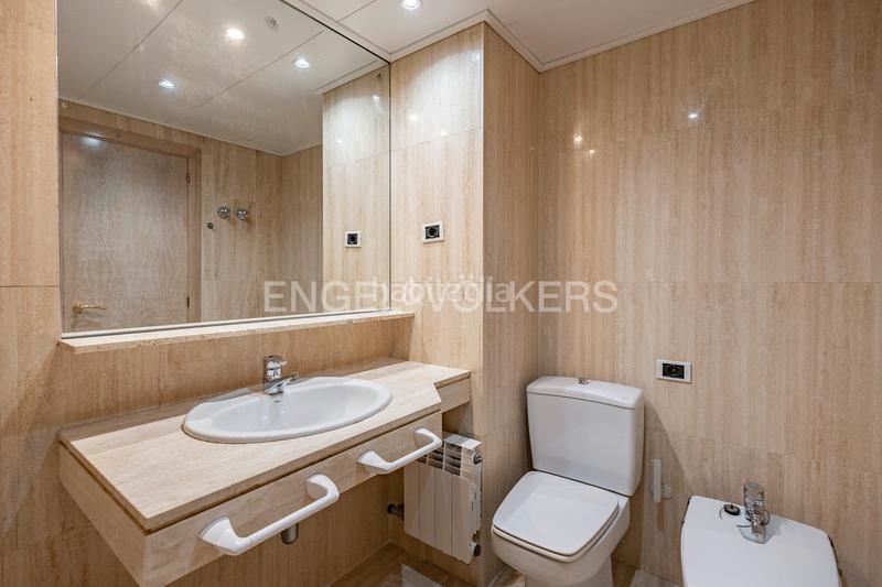 Foto c93f6a16-33dd-4db7-82c3-131562a7fd91. Location appartement avec chauffage parking piscine dans Sitges
