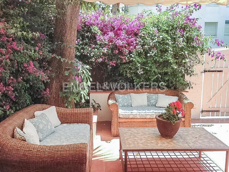 Foto 402275c5-3655-4b9b-80ba-9d6179dbbc65. Apartamento encantador piso con jardín privado en el vinyet, en Sitges