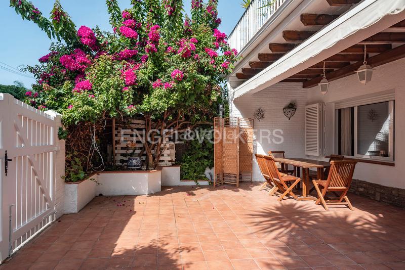 Foto 59380b78-2b8b-4343-8a7d-ec60d550abd3. Apartamento encantador piso con jardín privado en el vinyet, en Sitges
