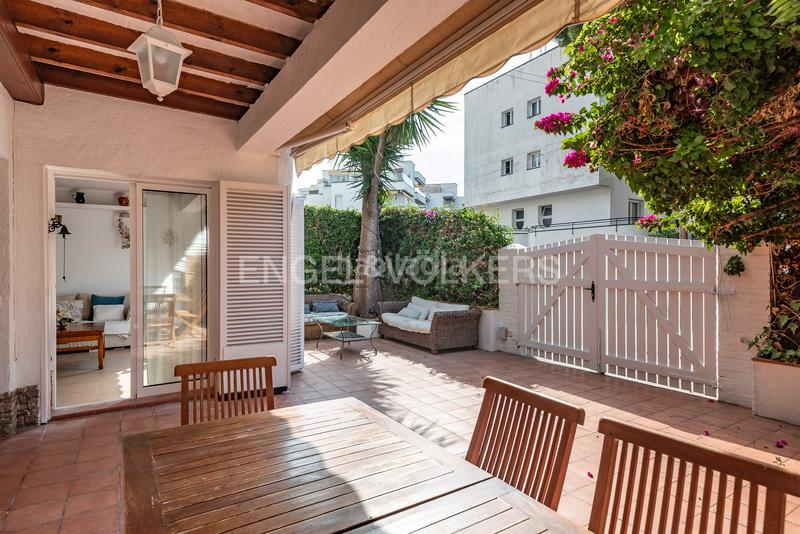 Foto a0fdf82e-d8c9-4fe1-b8a1-3ed5807835e8. Apartamento encantador piso con jardín privado en el vinyet, en Sitges