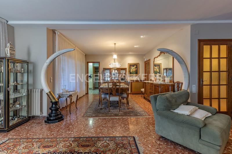 Foto 0e3544c3-4a4b-4c0d-aa5c-4f12d1999a71. Maison avec chauffage parking piscine dans Matadepera