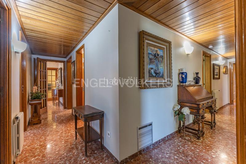 Foto 30d7f098-75f7-4aec-af48-0c381af50bb4. Maison avec chauffage parking piscine dans Matadepera