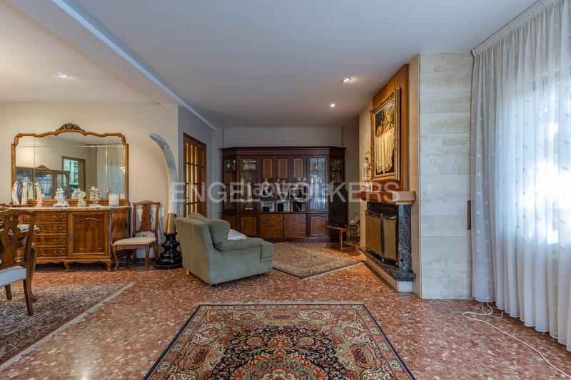 Foto 90e497a3-10c9-4872-9f9c-685bab42d02f. Maison avec chauffage parking piscine dans Matadepera