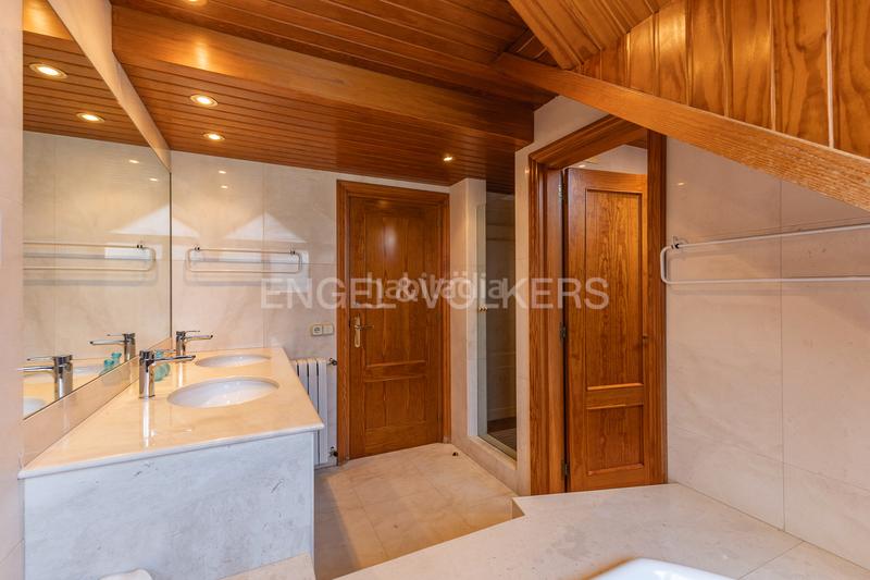 Foto 9e28bac4-881f-414a-a39b-03d3f0fb5024. Maison avec chauffage parking piscine dans Matadepera