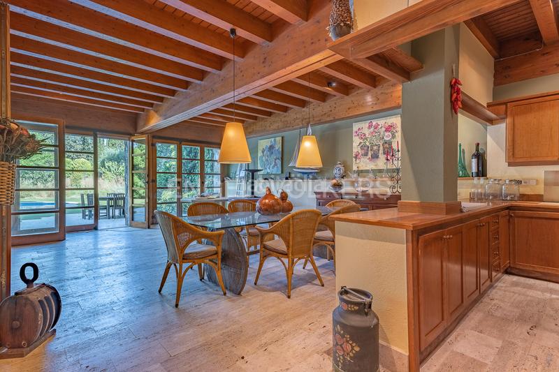 Foto a9721e86-a6d0-4b54-9371-a617b41b5d8c. Maison avec chauffage parking piscine dans Matadepera