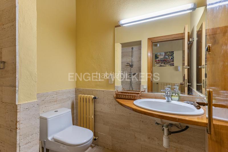 Foto c793a73e-917e-4a7c-90b8-00422d03e6fd. Maison avec chauffage parking piscine dans Matadepera