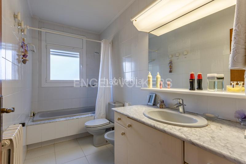 Foto d442d33b-02bc-4e79-b7e9-8ce2aa00c7c6. Maison avec chauffage parking piscine dans Matadepera