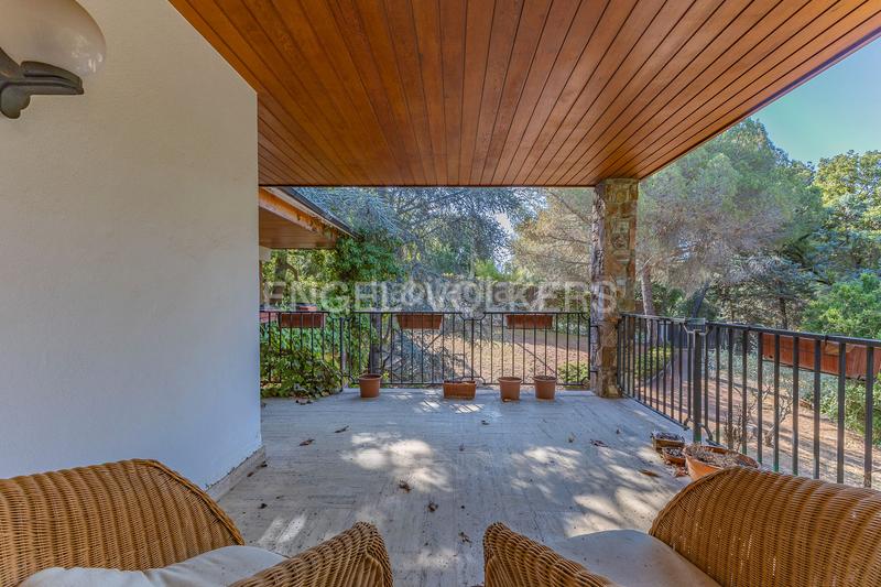 Foto e9a1c0cc-553f-4cd5-b7c3-8cd4d1ffba5c. Maison avec chauffage parking piscine dans Matadepera