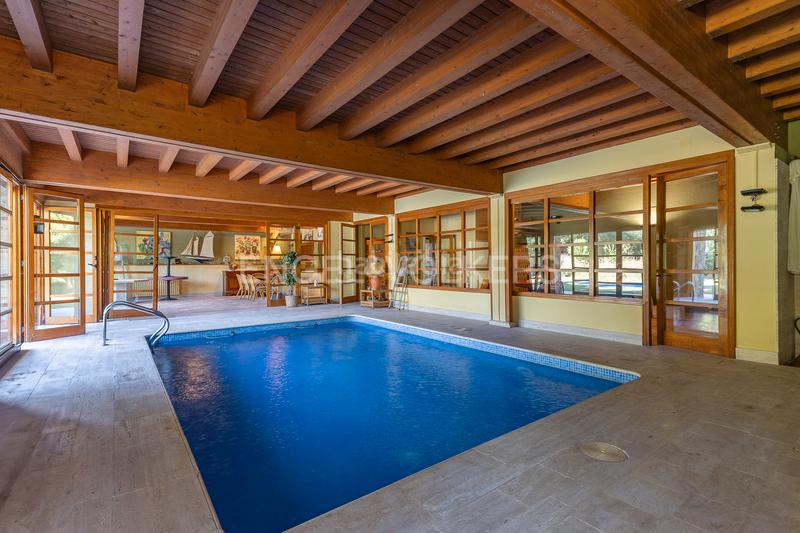 Foto fb195450-de8f-4798-b5cb-9ce954b50bba. Maison avec chauffage parking piscine dans Matadepera