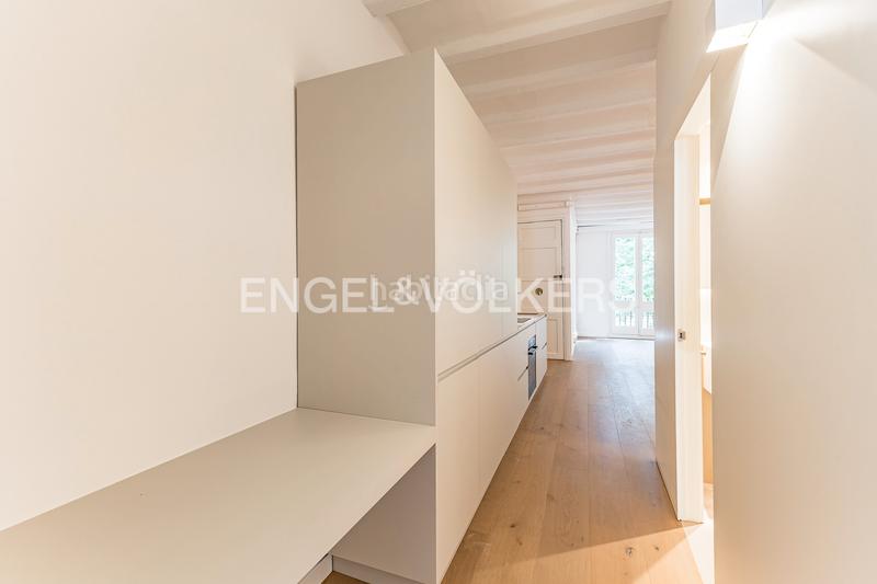 Foto 7b5d9980-bad8-41ad-bfb2-e466f564393d. Apartamento piso moderno en venta en Poblenou en Poblenou Barcelona