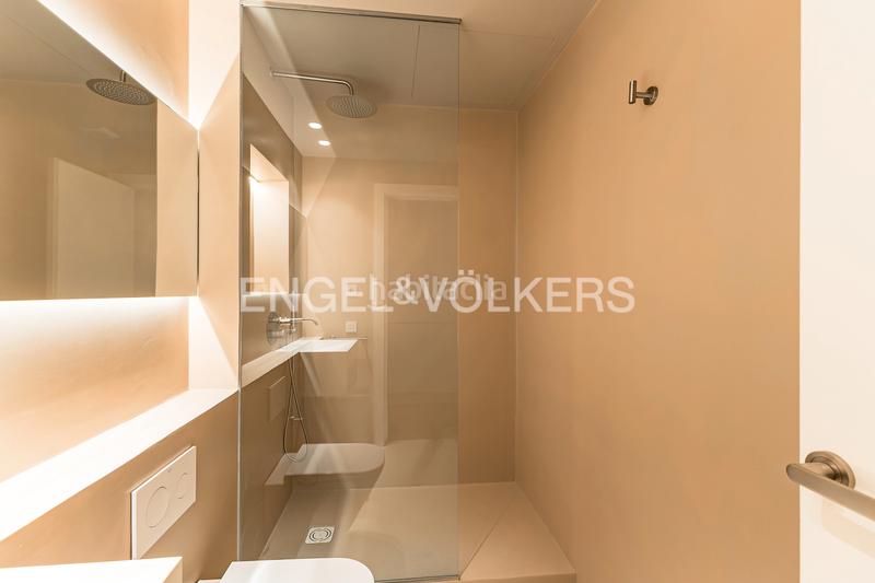 Foto f71b9116-5e06-4443-a404-4a98af8f9c05. Apartamento piso moderno en venta en Poblenou en Poblenou Barcelona