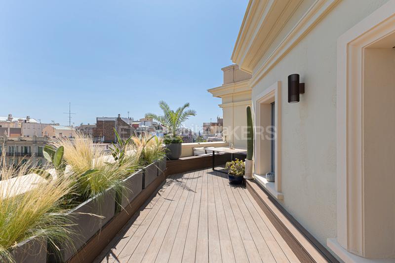 Foto 56e79f3a-ce07-48b2-9605-03dc8637e1c2. Àtic amb calefacció a Dreta de l´Eixample Barcelona