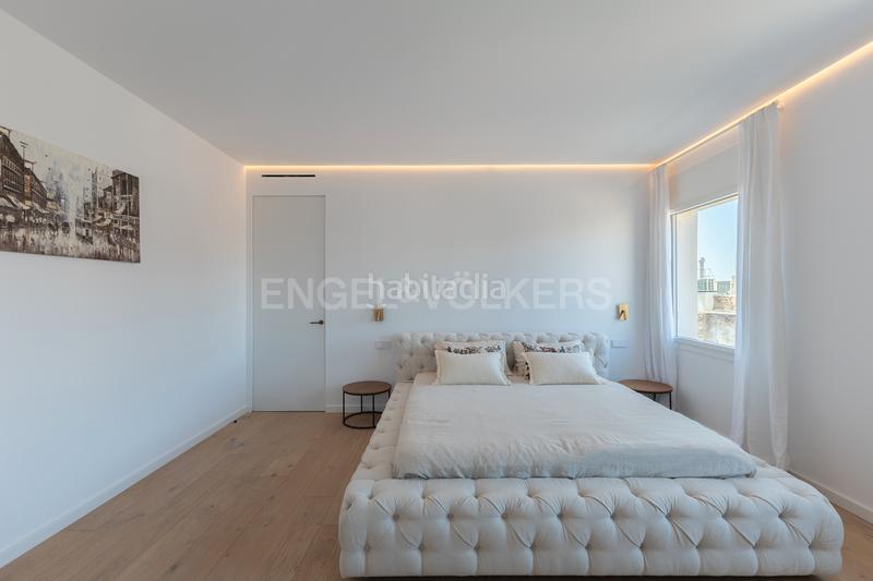 Foto 93648c60-ea34-42d7-a2f1-67e6249cdff8. Àtic amb calefacció a Dreta de l´Eixample Barcelona