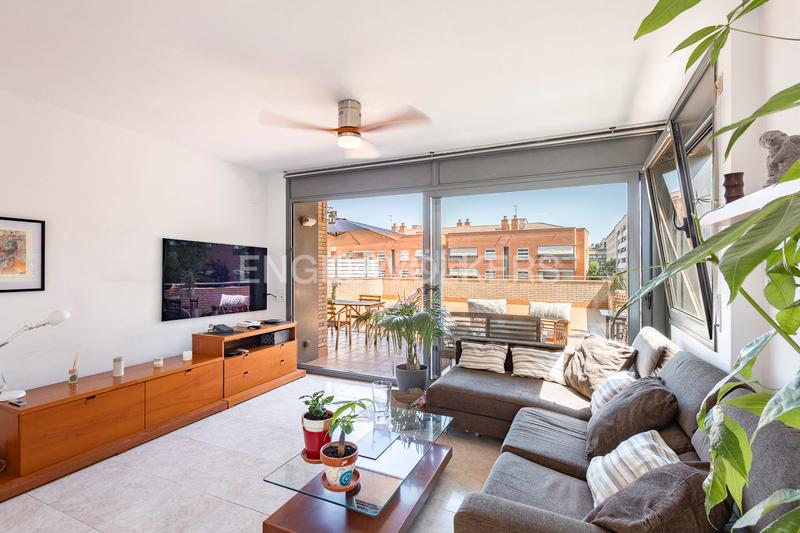 Foto 147a5ef8-9328-483c-86ae-800bedea3c68. Apartamento exclusividad en sant joan despi piso con piscina y terraza de 100 m en Sant Joan Despí