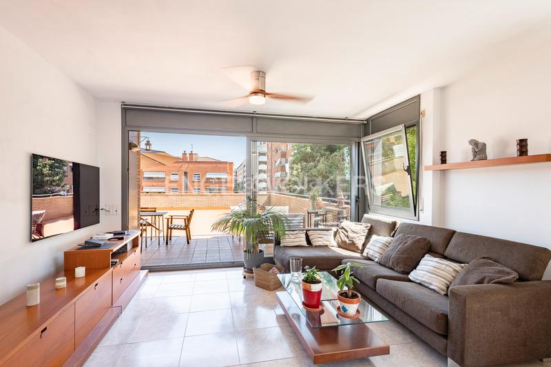 Foto 147da3cd-3464-4c96-aa42-2d25711c5f35. Apartamento exclusividad en sant joan despi piso con piscina y terraza de 100 m en Sant Joan Despí