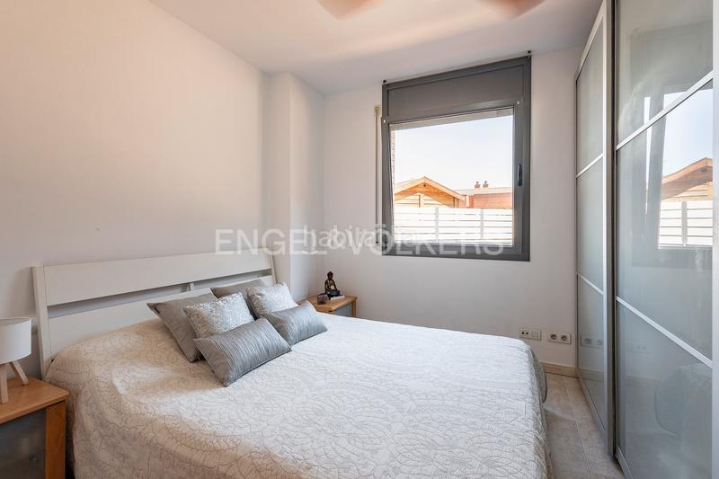 Foto 46bc70b9-4d38-45be-a31d-46fee6522ed9. Apartamento exclusividad en sant joan despi piso con piscina y terraza de 100 m en Sant Joan Despí