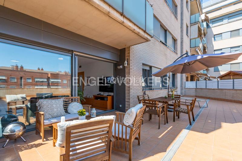 Foto 8406a68f-f78a-48c9-a65d-47580ba7f310. Apartamento exclusividad en sant joan despi piso con piscina y terraza de 100 m en Sant Joan Despí