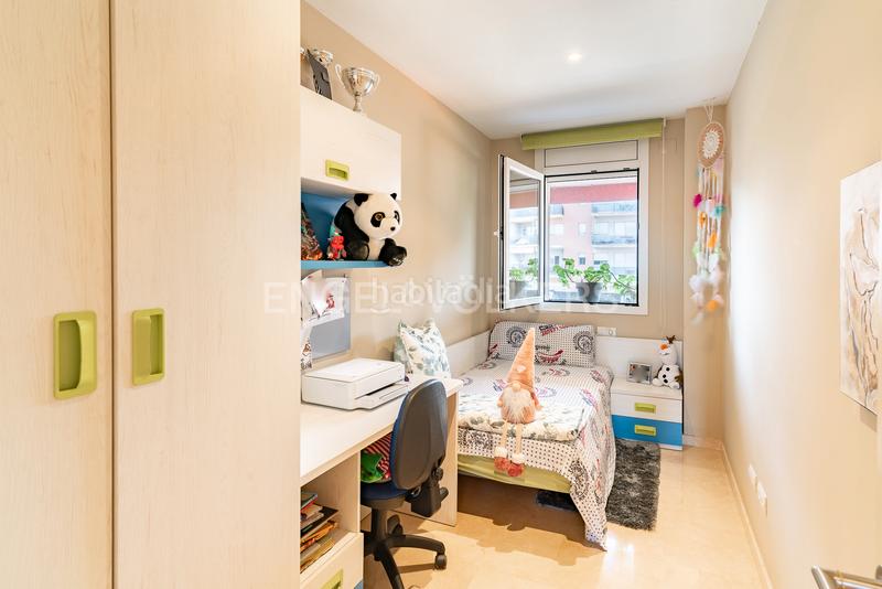 Foto 1ae89b22-4955-4881-b459-eda4efd8d0d0. Ático magnífico ático con 2 balcones y una gran terraza superior en Vilassar de Mar