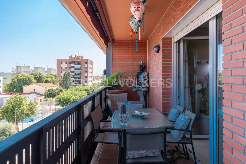Foto 54a6ff4b-d91b-4117-a40e-1108e4759fba. Ático magnífico ático con 2 balcones y una gran terraza superior en Vilassar de Mar