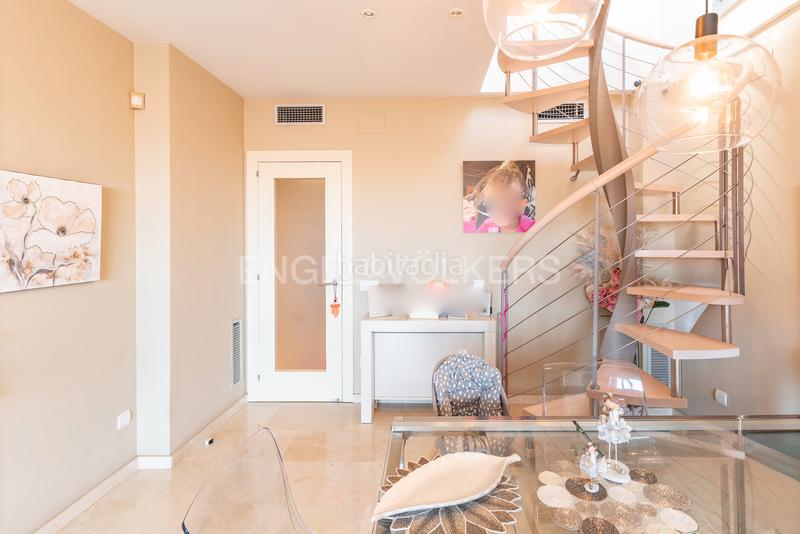 Foto a93bcd25-c6ad-4fd9-845c-6a12b2c26c8e. Ático magnífico ático con 2 balcones y una gran terraza superior en Vilassar de Mar