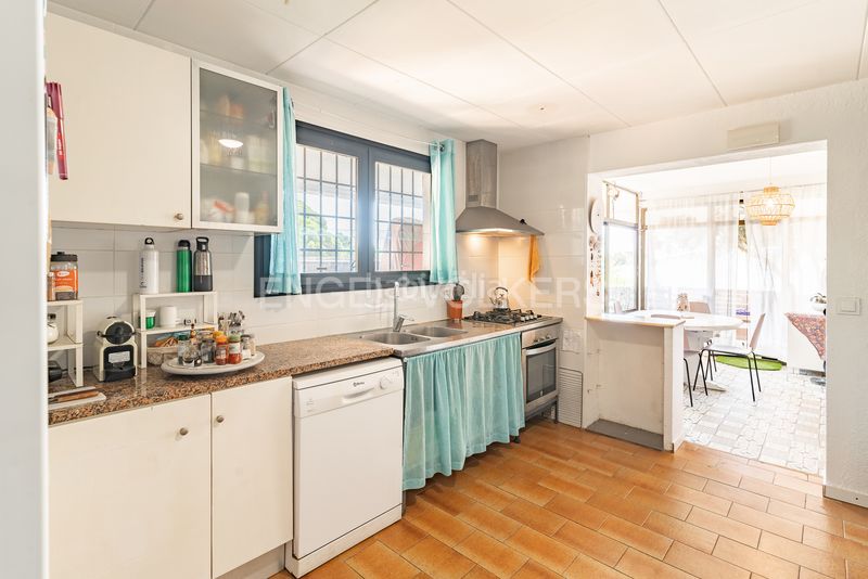 Foto 473019ef-f122-4912-b089-d49bdbc9349c. Casa amb calefacció aparcament piscina a Canet de Mar