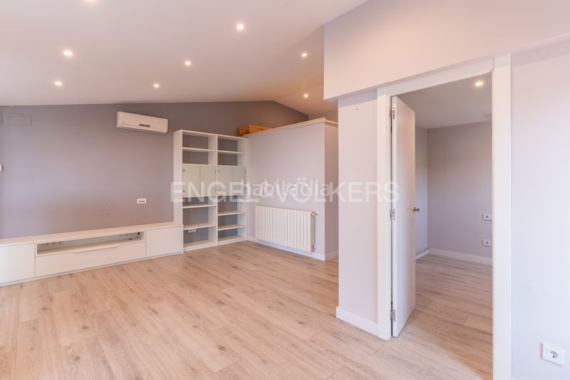 Foto 84d1205e-4523-4c52-9493-1ec614d15379. Casa amb calefacció aparcament piscina a Canet de Mar