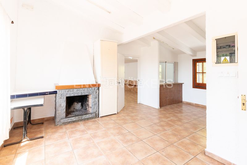 Foto 9bc5fe94-94cc-4d1b-80fc-2ebb51550046. Casa amb calefacció aparcament piscina a Canet de Mar